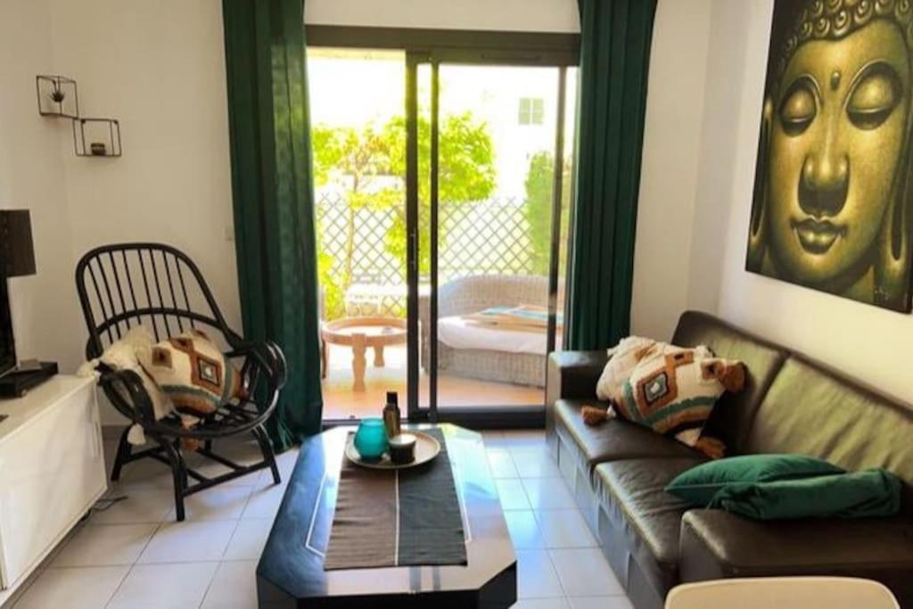 Cocoon'Isle - Jardinet- Jacuzzi Apartment LʼIsle-sur-la-Sorgue Екстериор снимка
